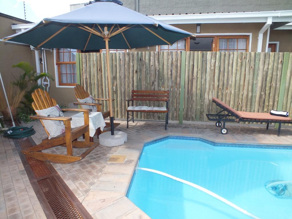 Uzuri Guesthouse Cc Windhoek Exteriér fotografie