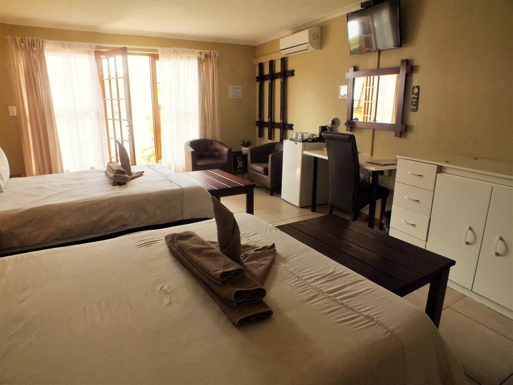 Uzuri Guesthouse Cc Windhoek Exteriér fotografie
