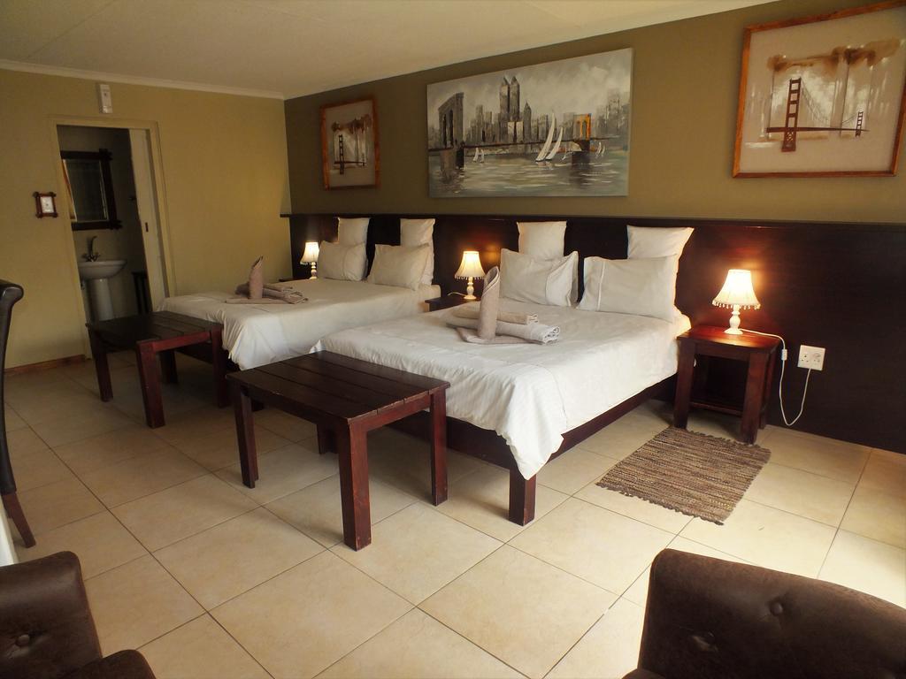 Uzuri Guesthouse Cc Windhoek Exteriér fotografie