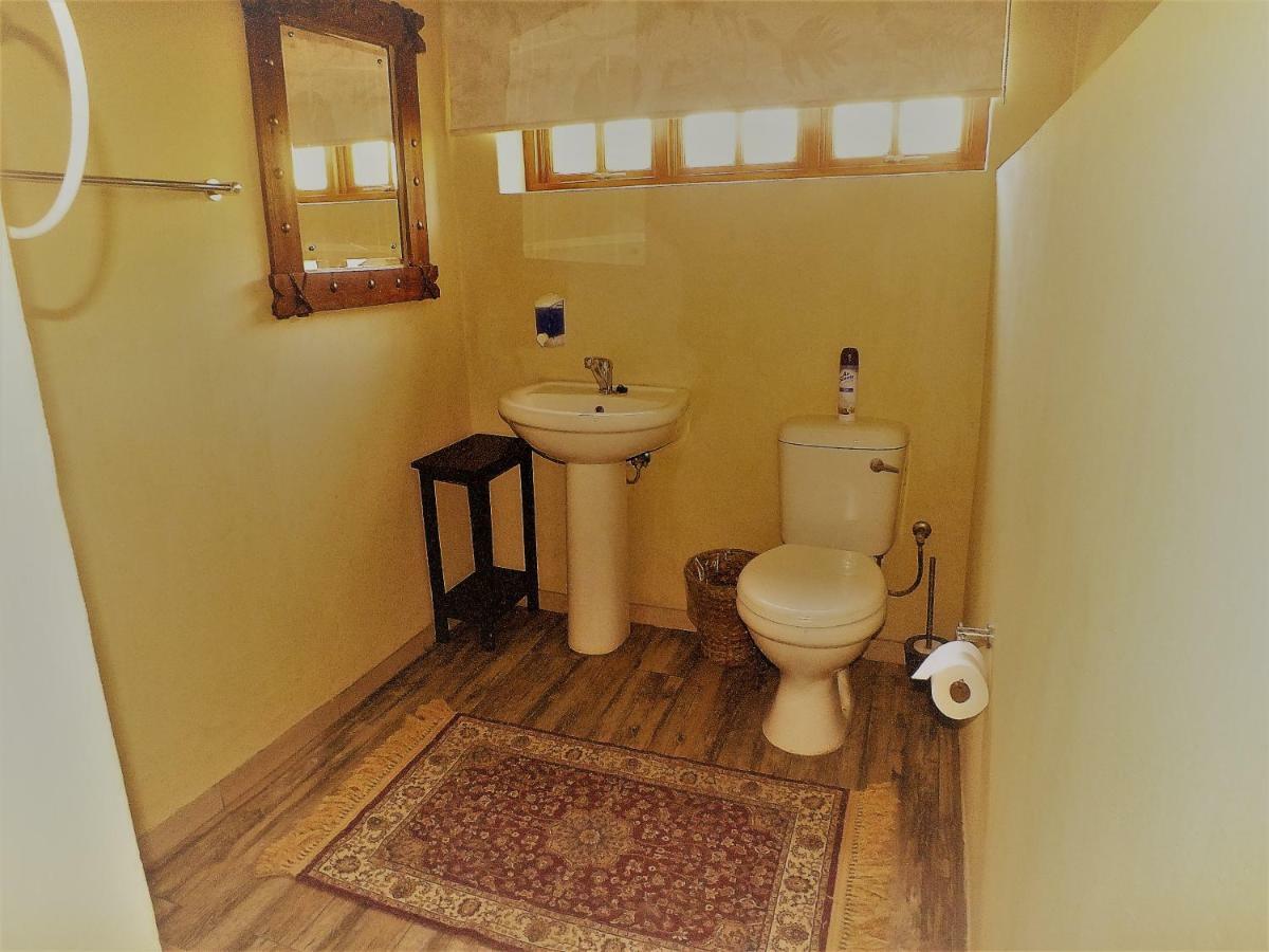 Uzuri Guesthouse Cc Windhoek Exteriér fotografie